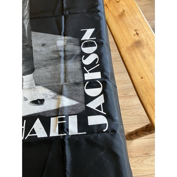 Vintage Black Flag/Banner Silk Wall Tapestry - Michael Jackson - Picture 5 of 10